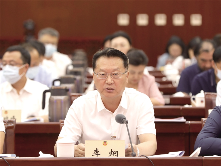 内蒙古推动民族传统体育发展马术搏克等项目获专项经费支持