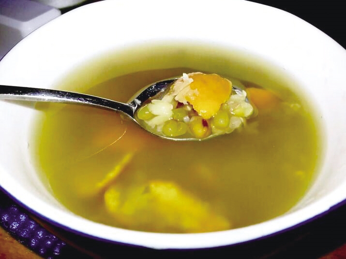 祛湿开胃喝陈皮绿豆汤